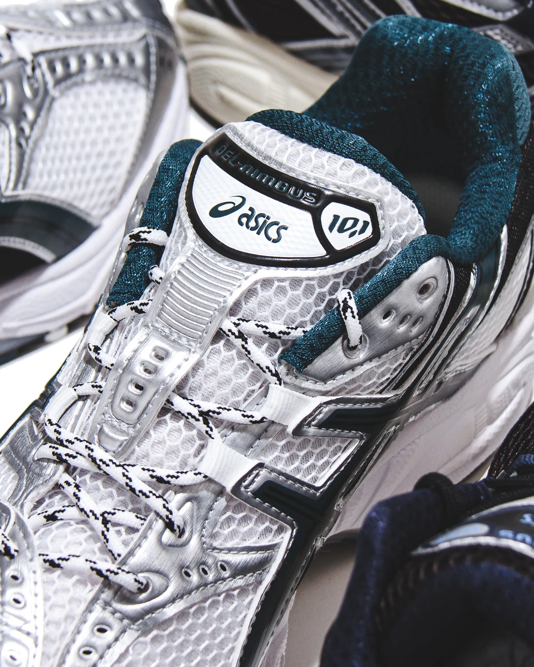 Asics Men Gel-Nimbus 10.1 White Saxon Green 1203A543-103