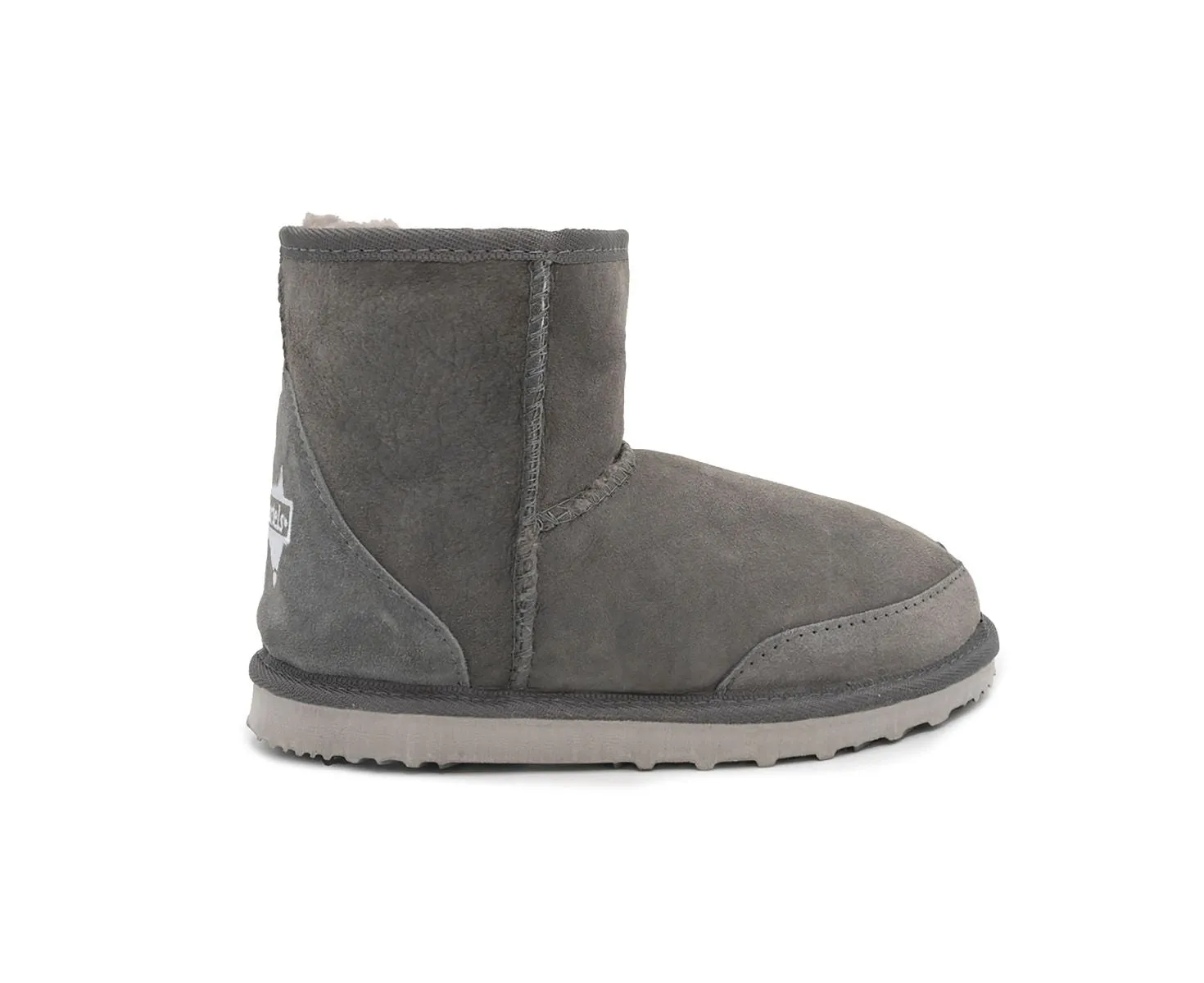 Classic Short UGG - sizes M15-16