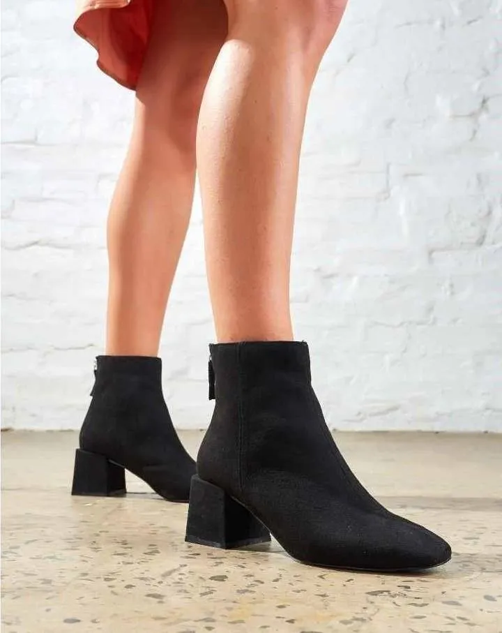 Cody Black Suede *FINAL SALE*