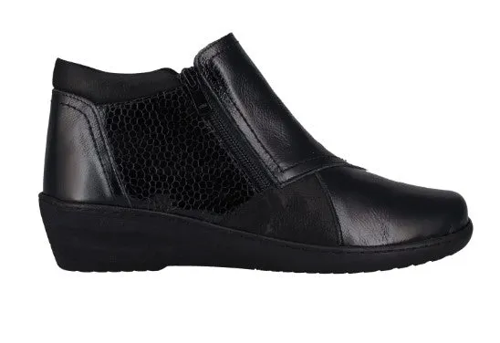 CP462-18 CRINKLE ZIP BOOT BY CABELLO