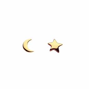 Dew Gold Plate Crescent Moon and Star Studs 4766GD