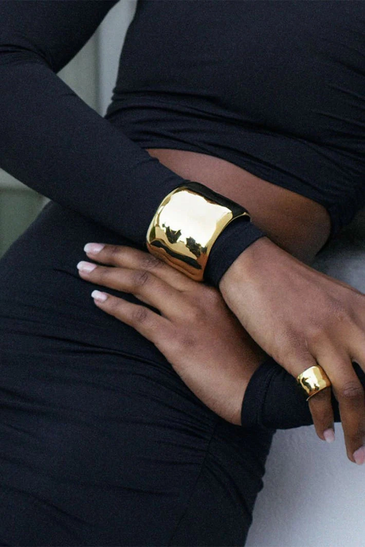 Edblad - Flowy Bangle Gold