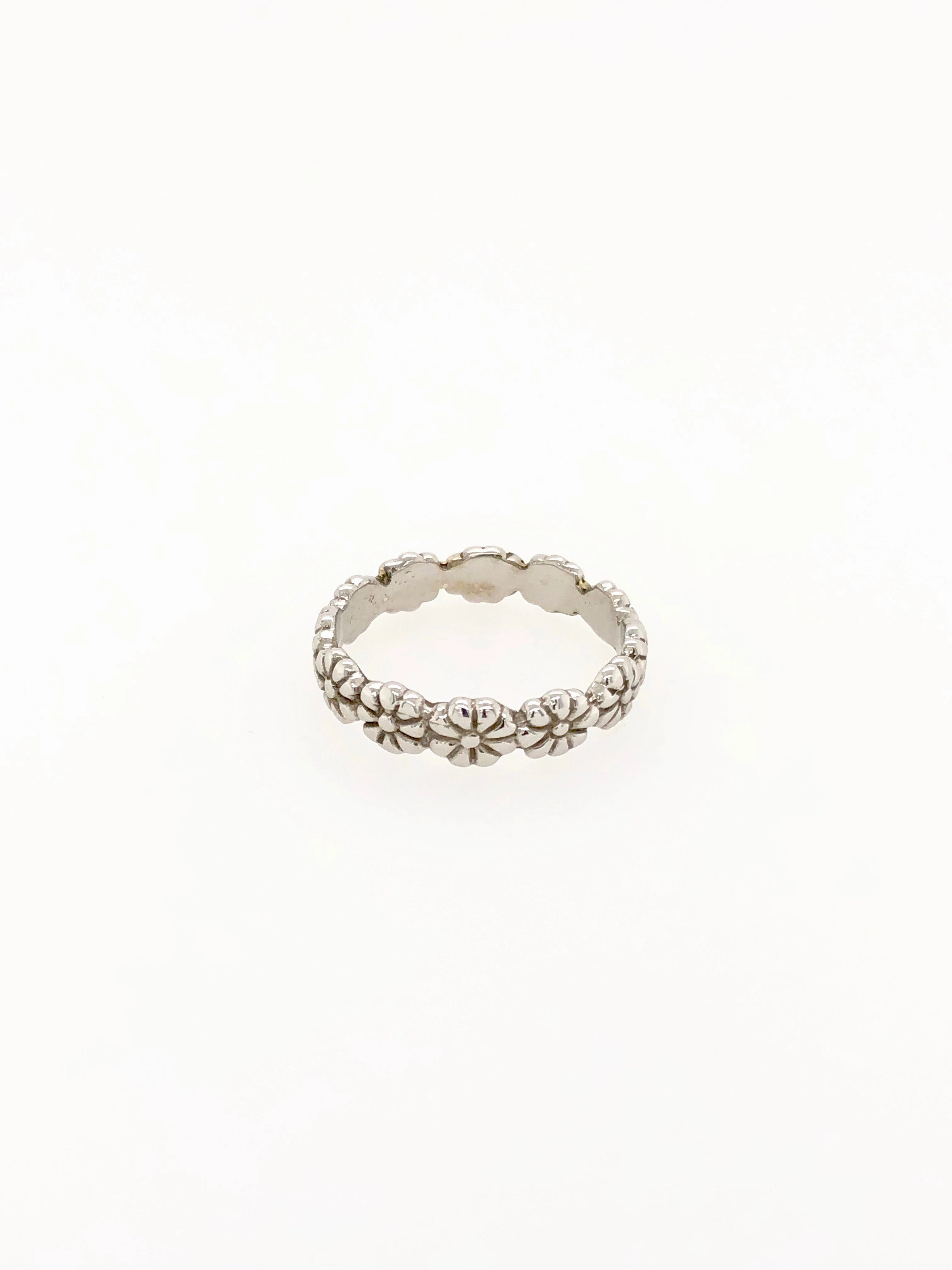 Flower White Gold Ring