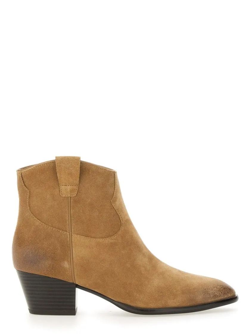 Hunger" Boots