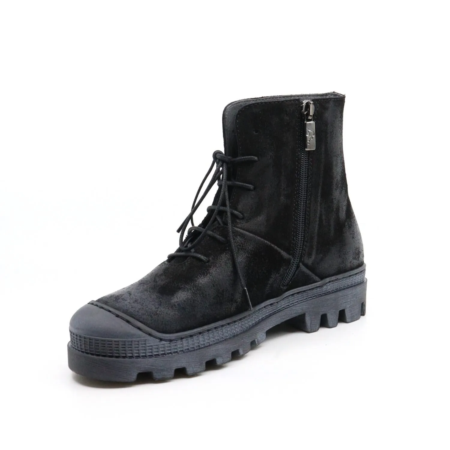 Lace-Up Suede Boots In Black