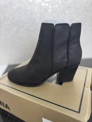 Lolo Boot In Black