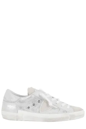 Low-Top Metallic Leather Sneakers