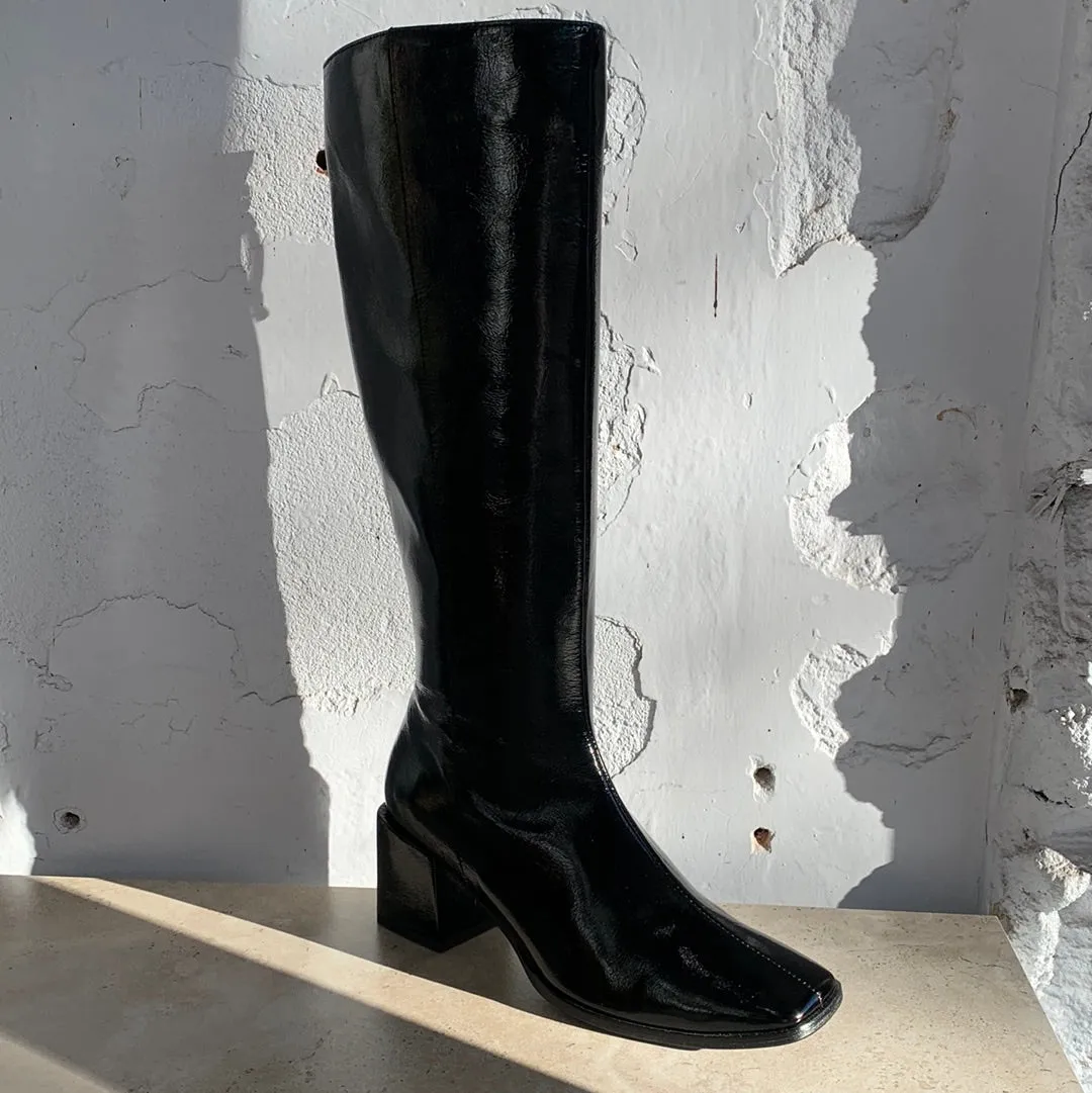 Neo 22522 Nero Knee High Boot