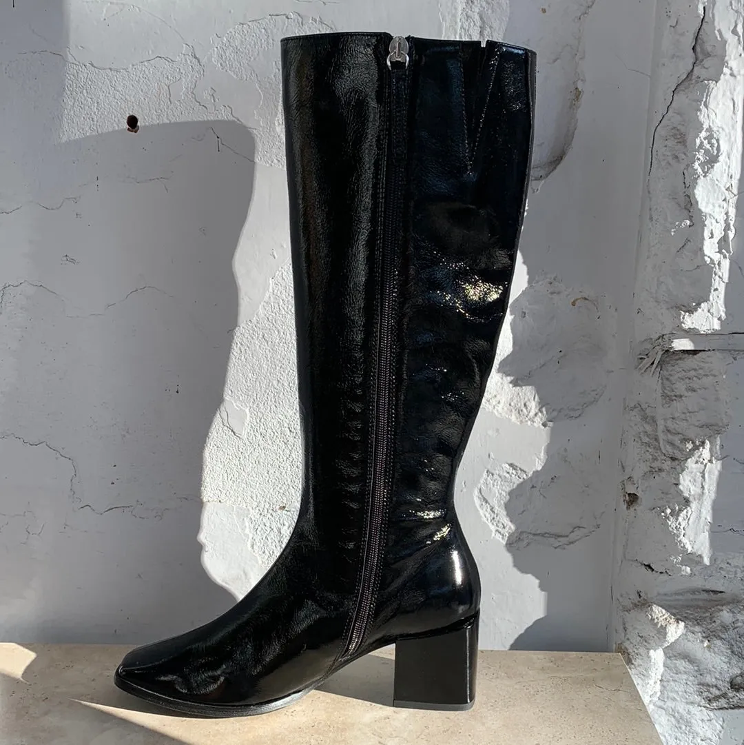Neo 22522 Nero Knee High Boot