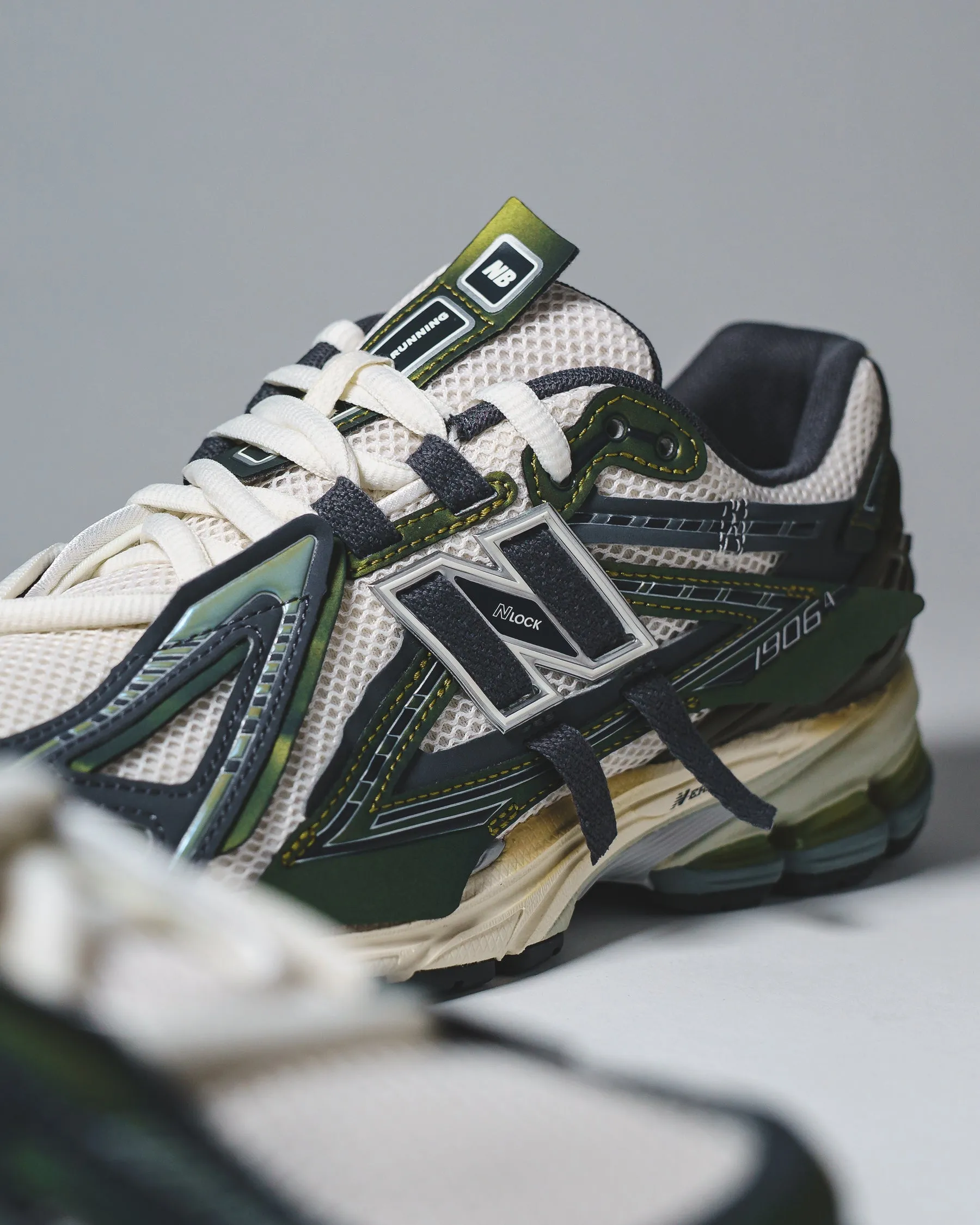 New Balance Unisex 1906A Olive U1906ANC