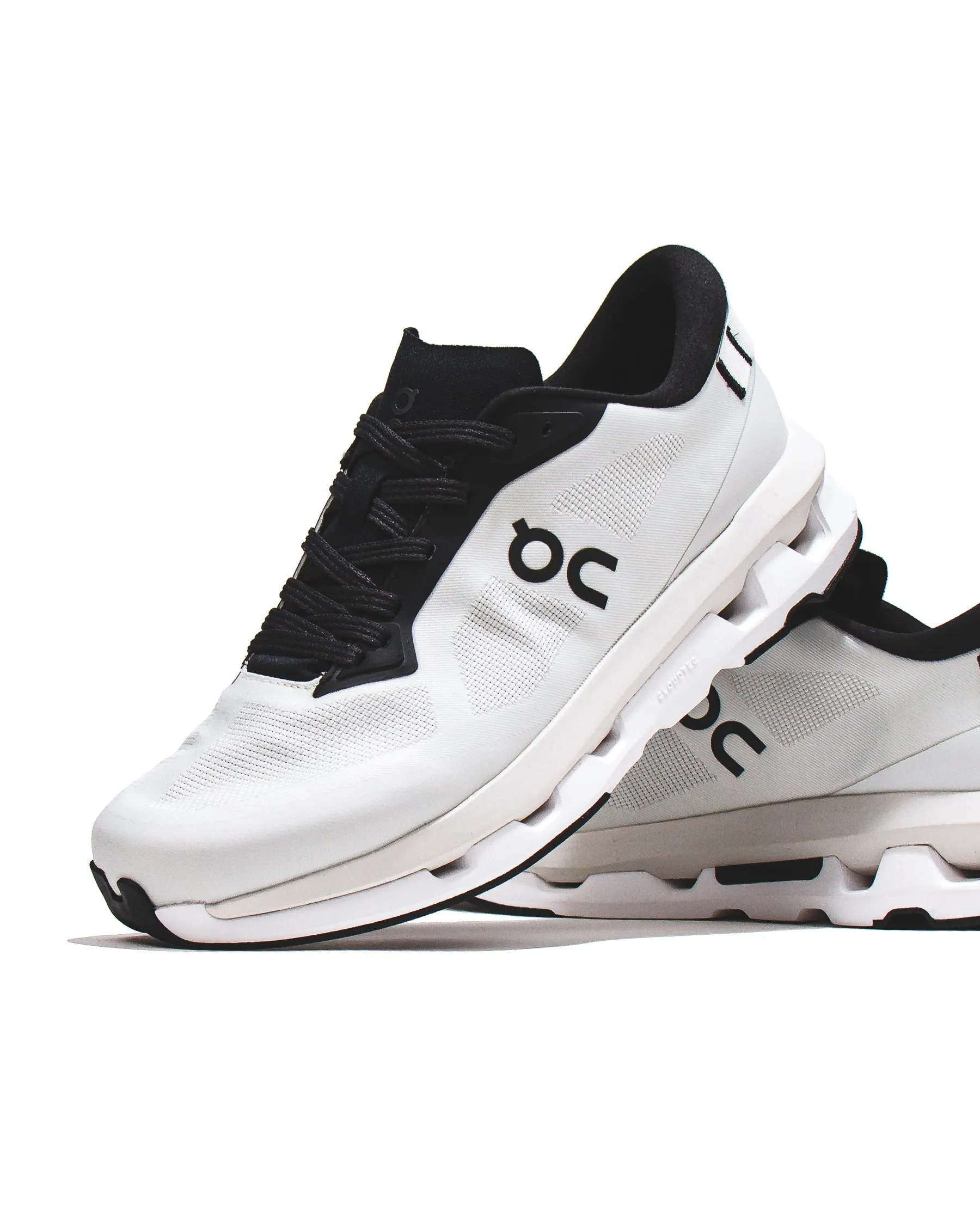 ON Men Cloudzone Ice Black 3MF10081926