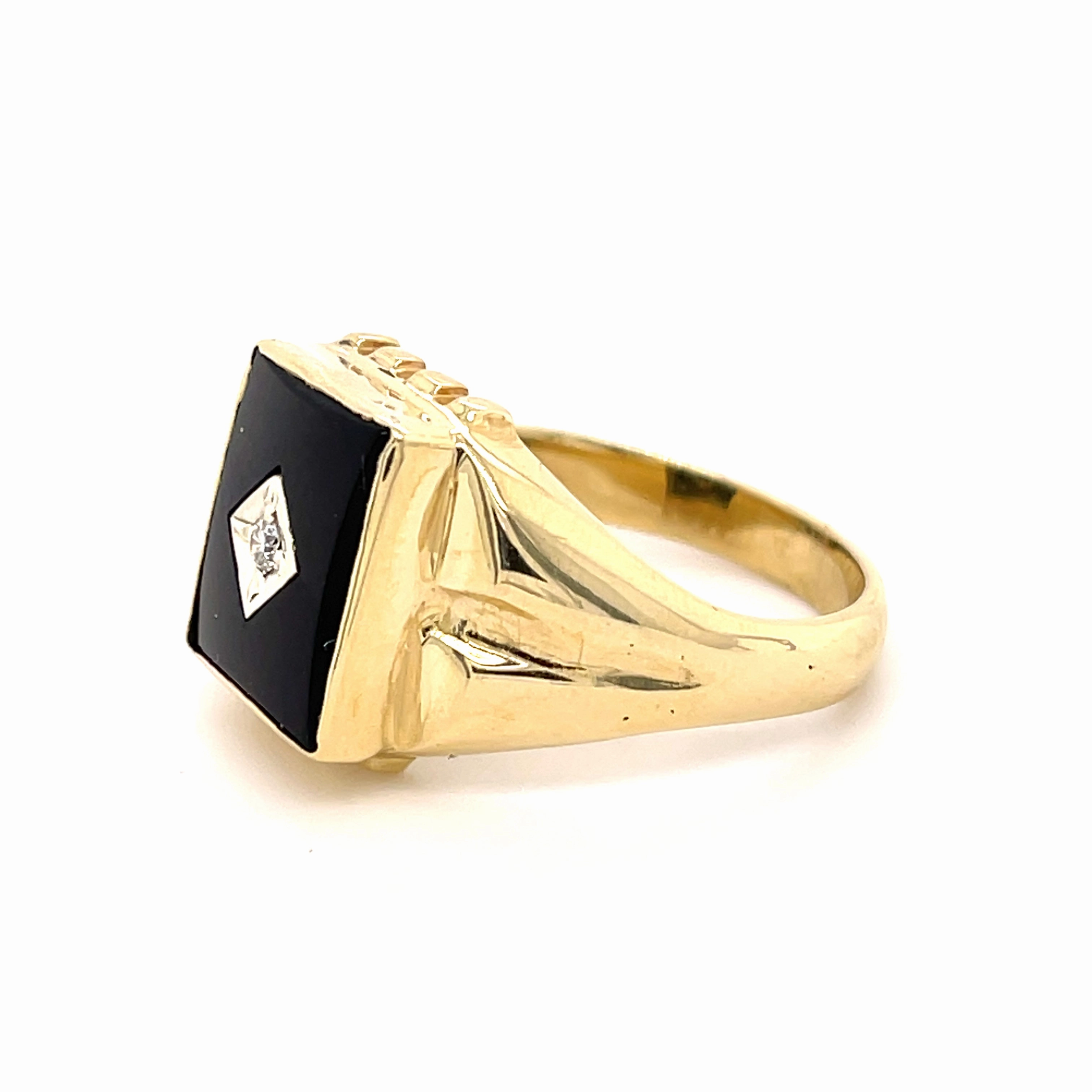 Onyx Gold Ring