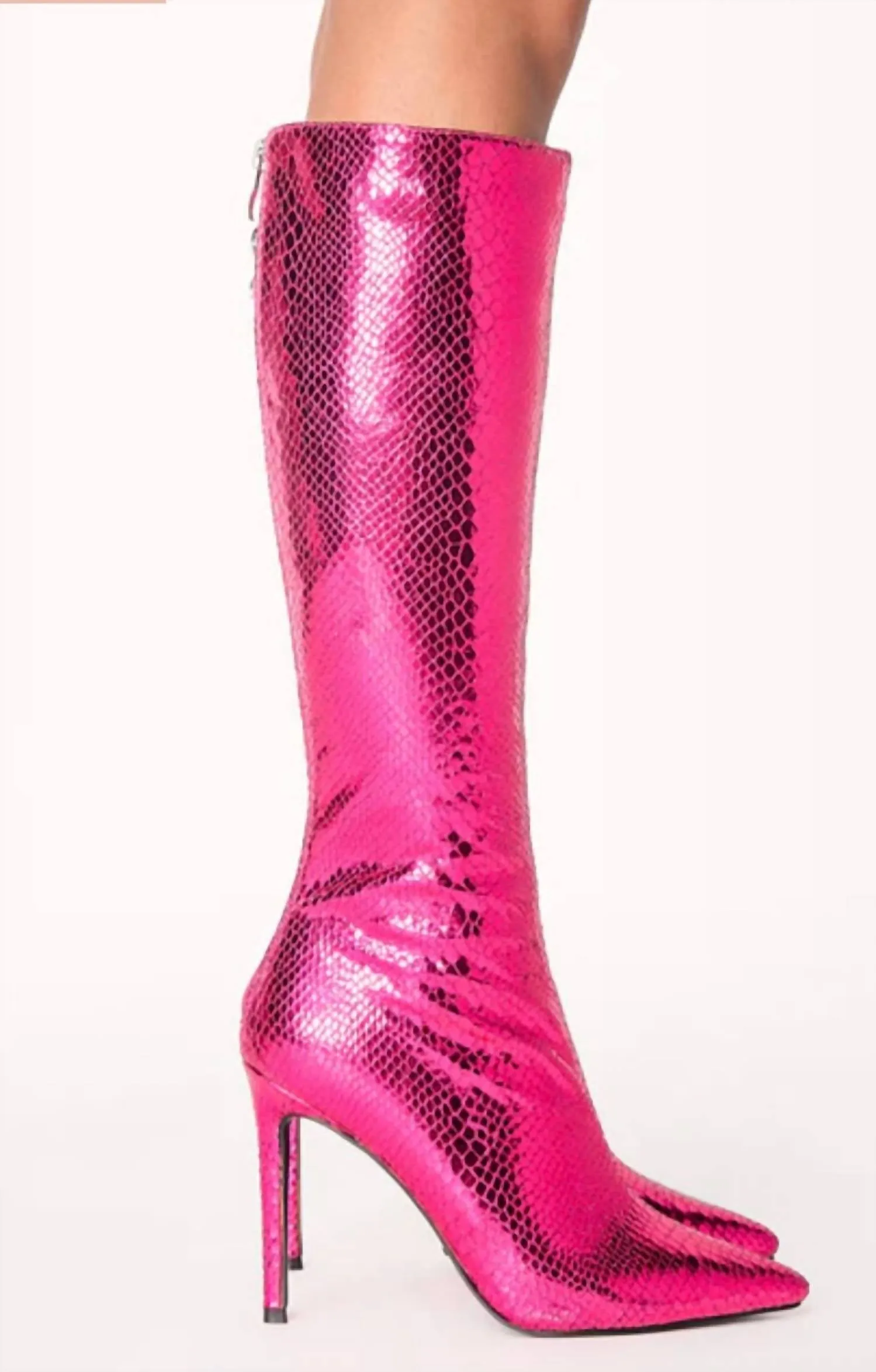 Scale Boot In Pink
