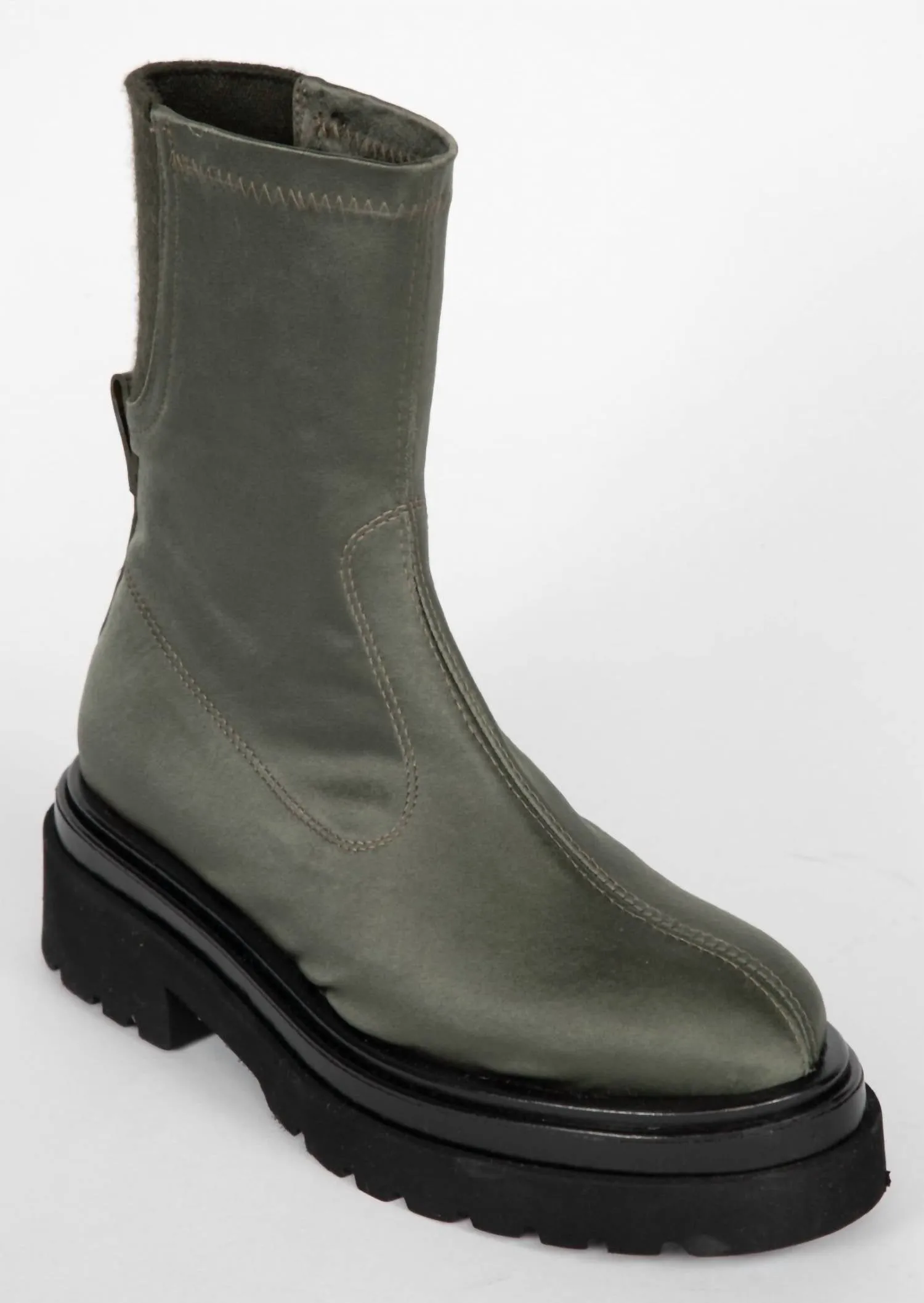 Women's Boots In Olive