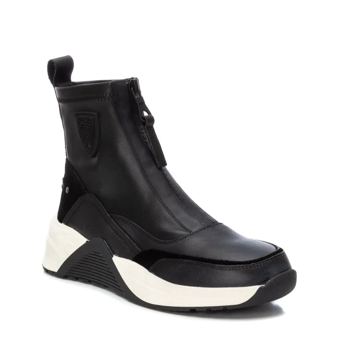 Women's Casual Booties By XTI