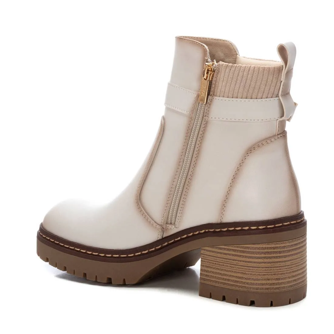 Women's Casual Booties By XTI