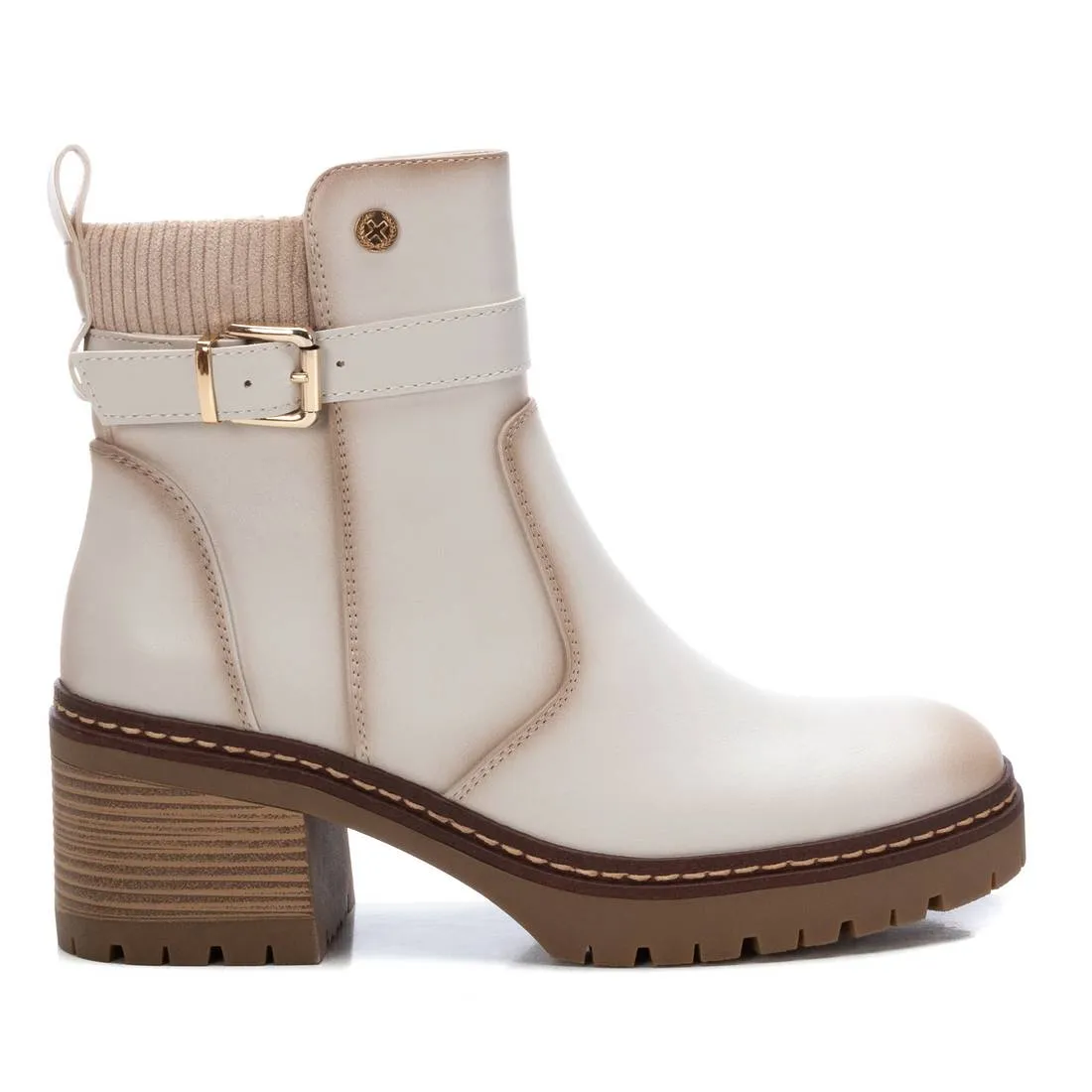 Women's Casual Booties By XTI