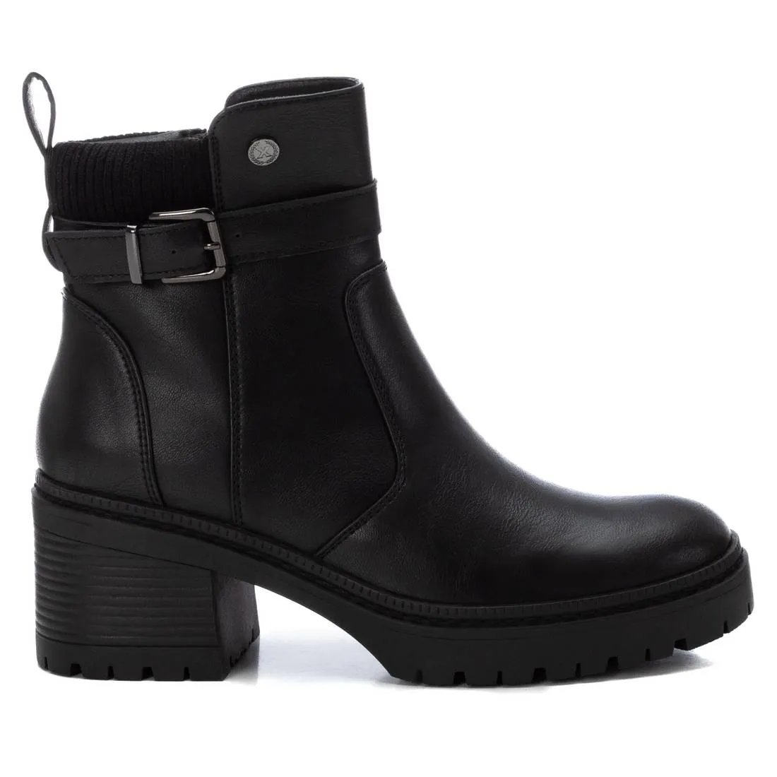 Women's Casual Booties By XTI