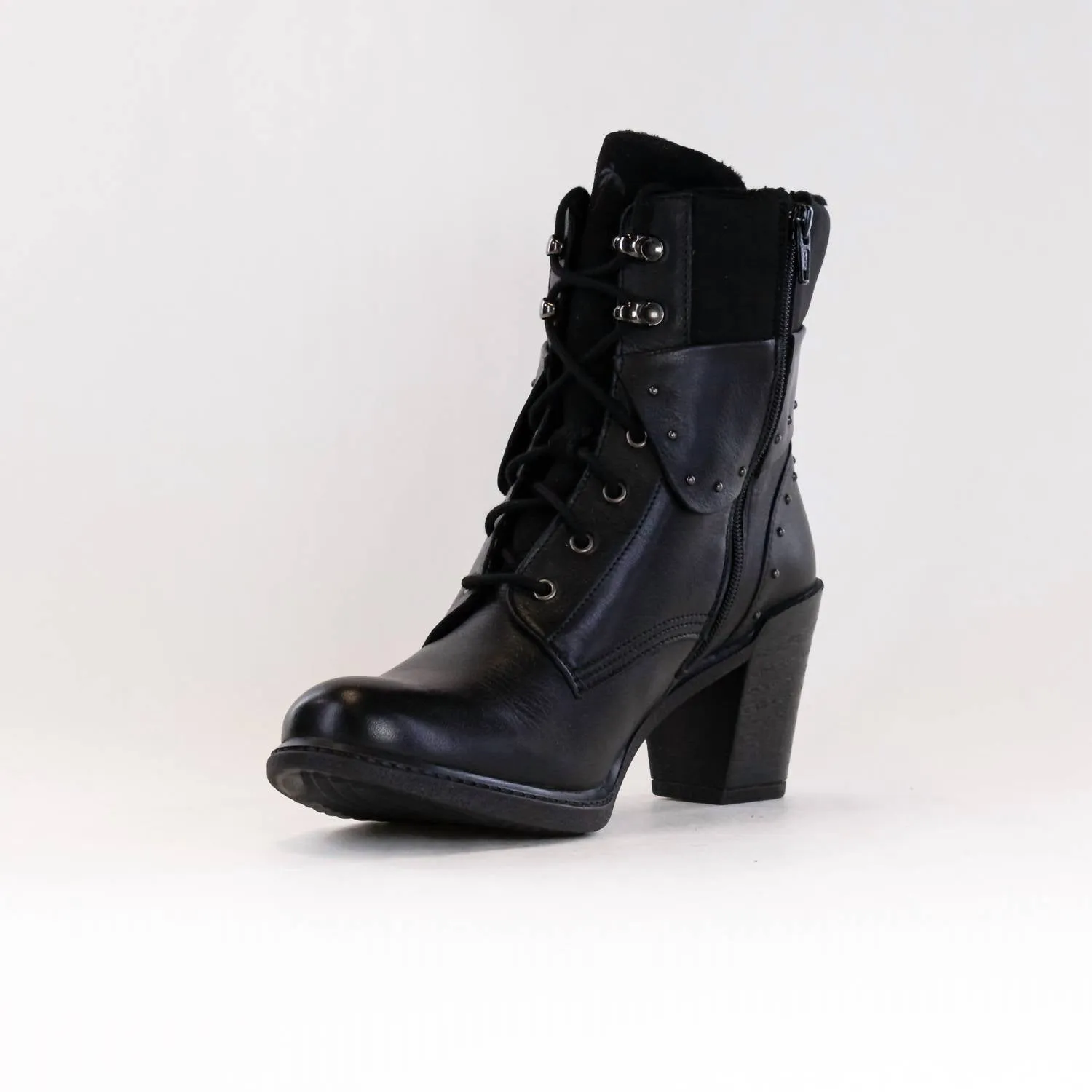Women's Gilly Boots In Black