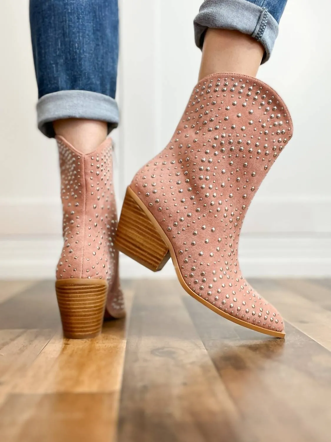 Women's Lowlights Boots In Blush
