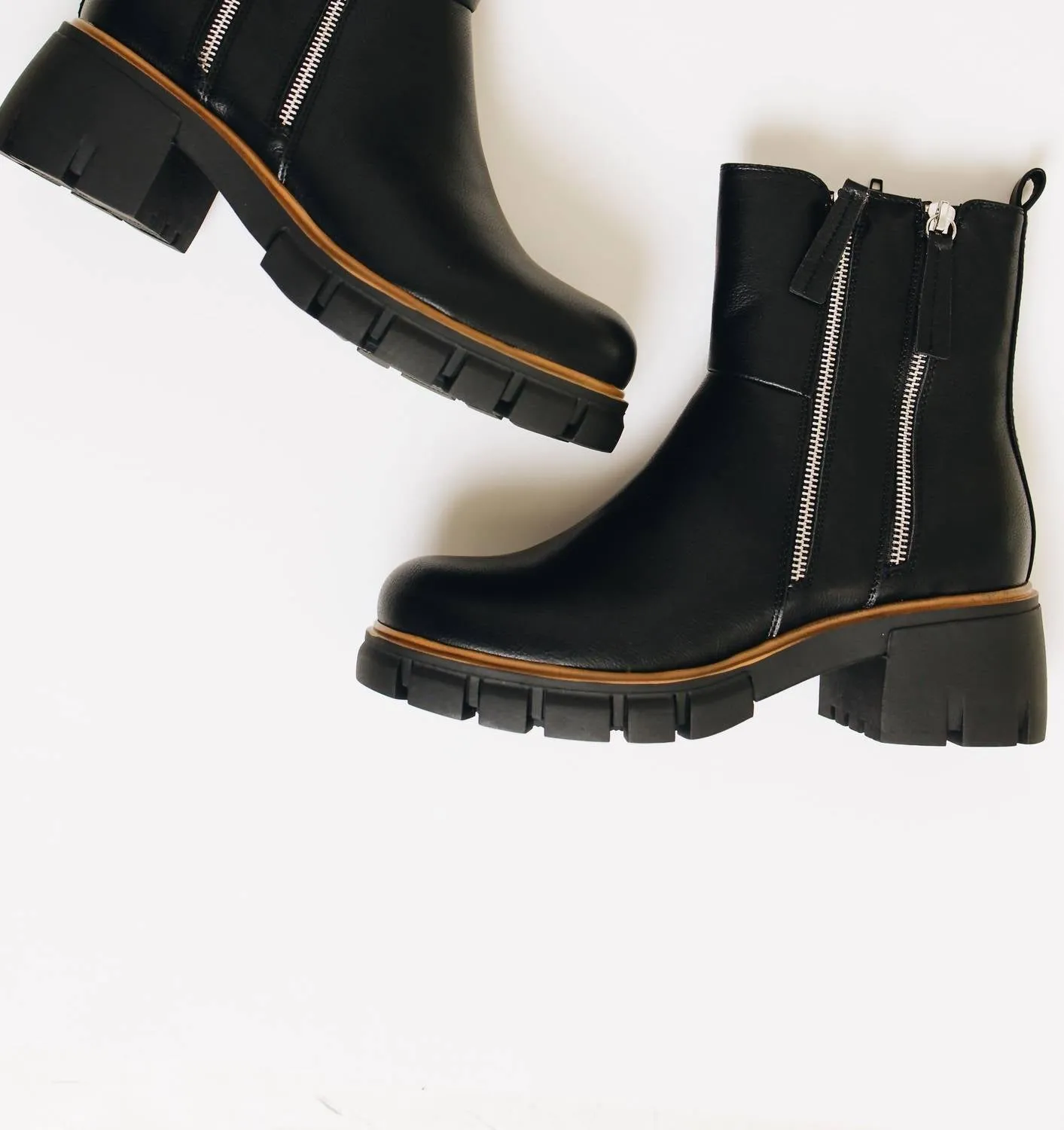 Women's Rohen Boots In Black