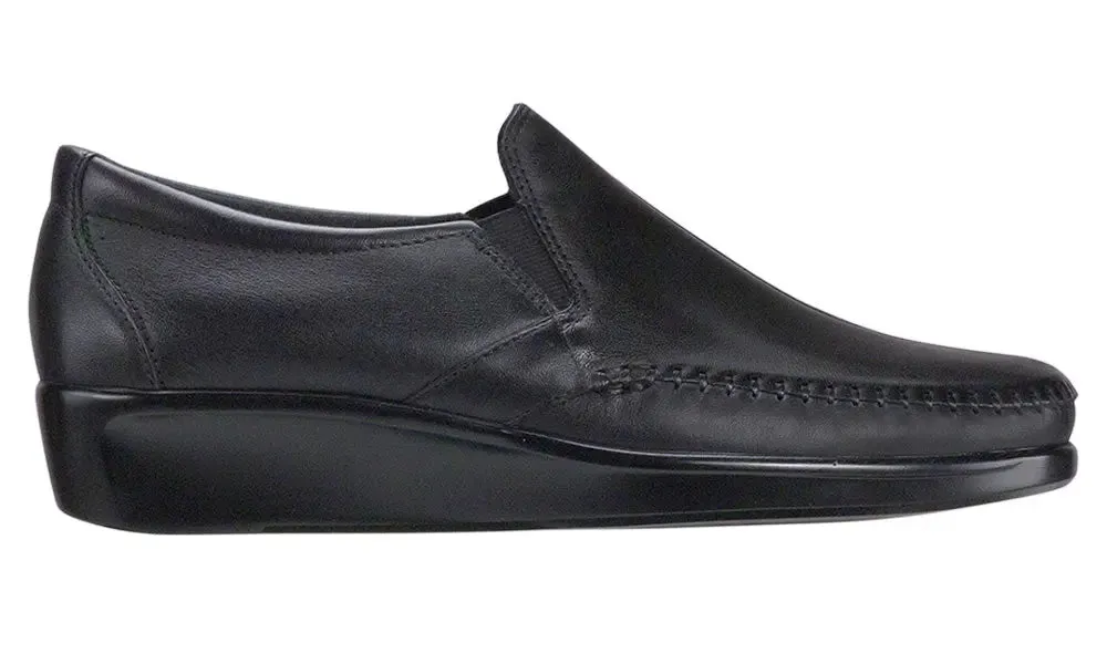 Womens SAS Dream  Sleek Leather Slip-On with Cushioning & Flexibility